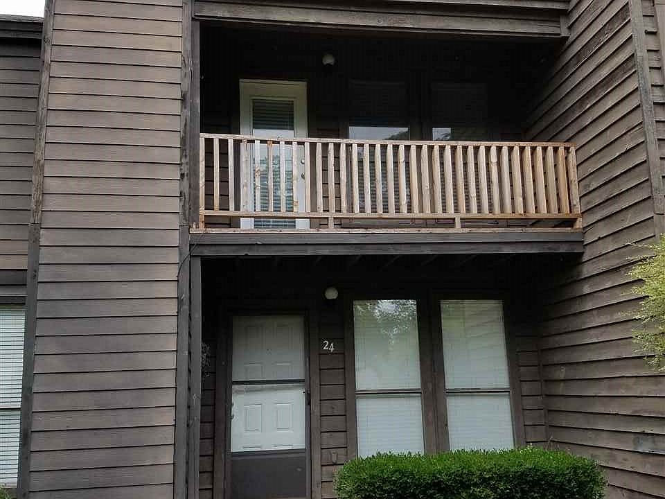 1st image of 24 Lake Barnett Dr