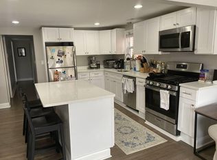 3317 N Seminary Ave APT 3, Chicago, IL 60657