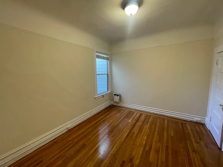 184 (1608-14 Larkin) — Photo 6