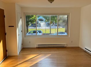 127 Marginal St #1R, Boston, MA 02128