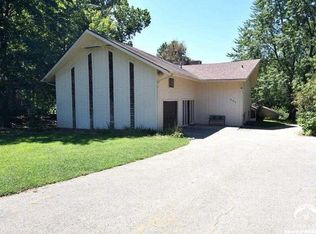 107 Sunset Ct, Ozawkie, KS 66070