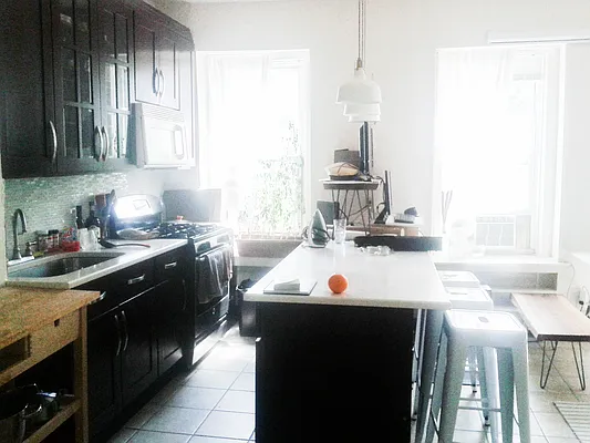 Rented by Farran & Associates | media 49