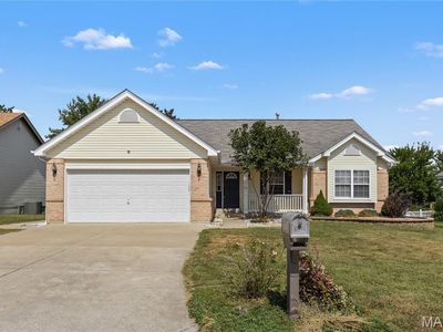 141 Black Lantern Trl, Saint Peters, MO, 63376