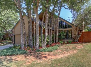 1319 Richmond Rd, Edmond, OK 73034