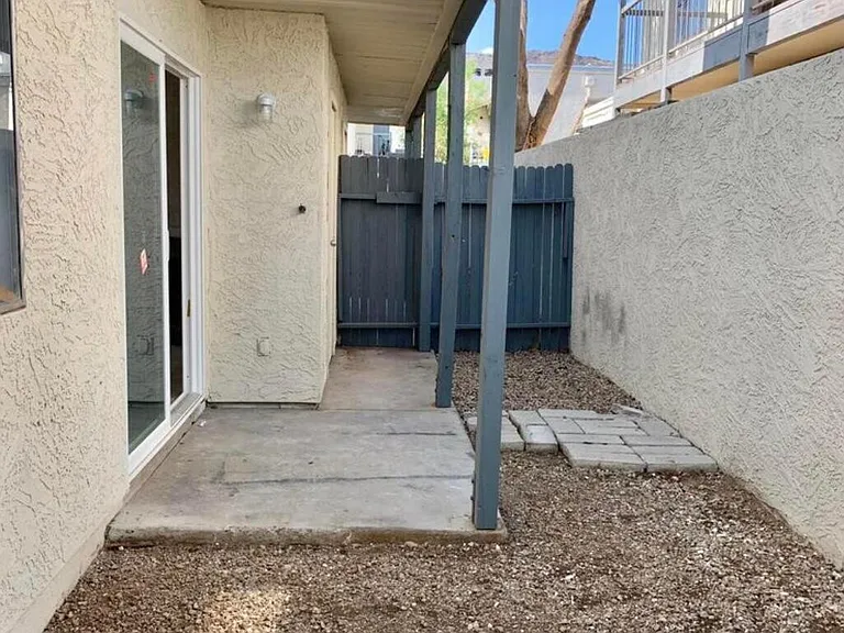 1542 W Sahuaro Dr #4 — Photo 20
