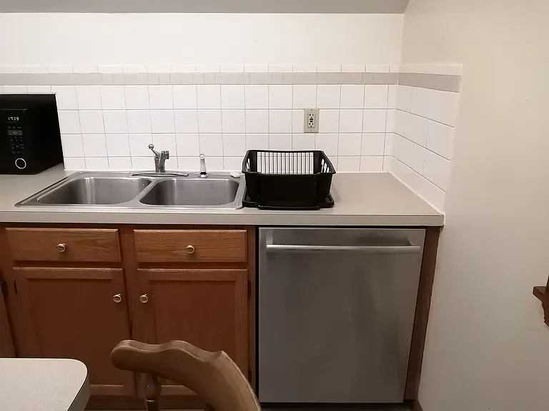 36 S Walnut St #3 — Photo 11