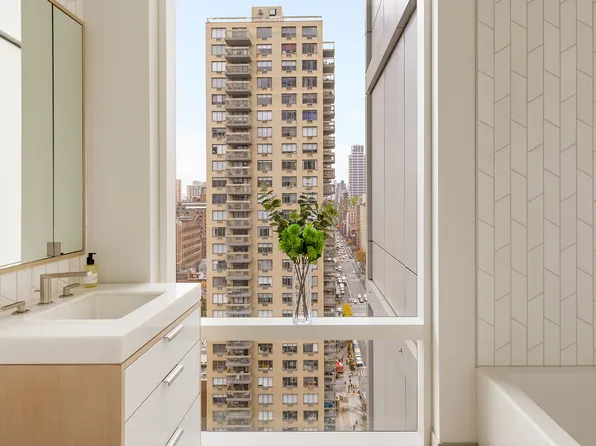 501 3rd Avenue image 5 of 13