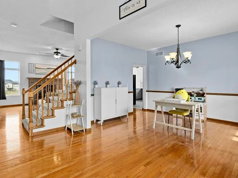 2621 Lake Lucerne Dr — Photo 12
