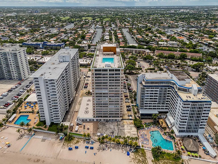4020 Galt Ocean Dr #409 — Photo 58