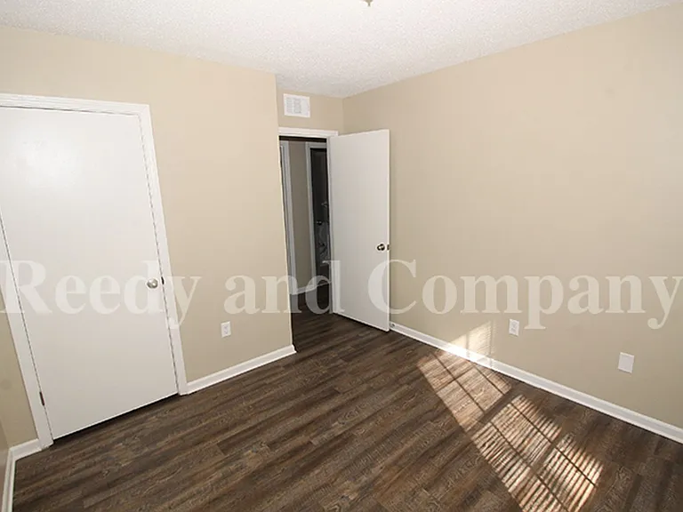 3230 Sweet Springs Dr — Photo 13