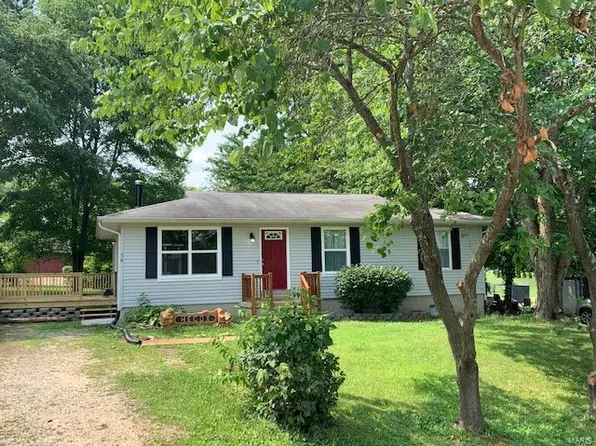 438 Jost St, Bourbon, MO 65441