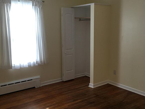 5th image of 97 Elsmere Ave