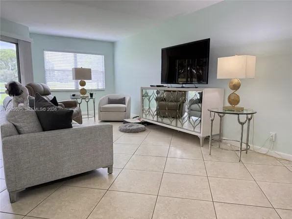 500 SW 130th Ter APT 110A, Pembroke Pines, FL 33027