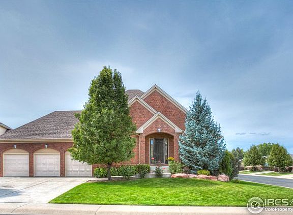 Stunning Curb Appeal!