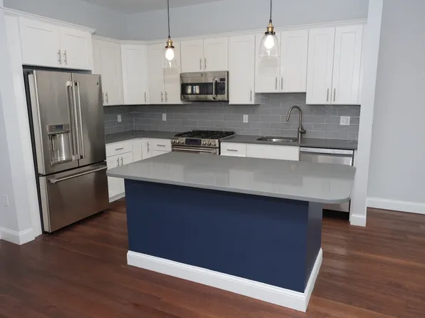 170 W Broadway #303, Boston, MA 02127