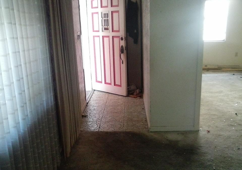 2nd image of 1585 W 25th St