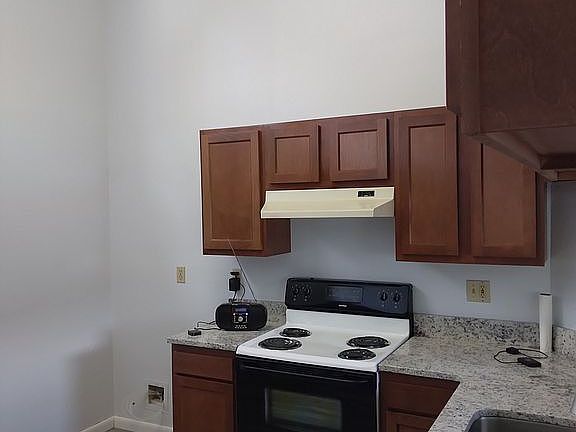 4th image of 11113 Cherrywood Ln