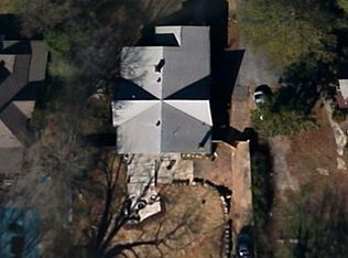 1890 Cambridge Ave, College Park, GA 30337