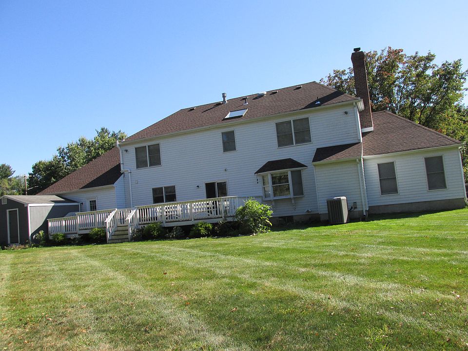 2nd image of 165 Conover Rd
