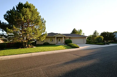 2333 Promontory Ct Photo 1