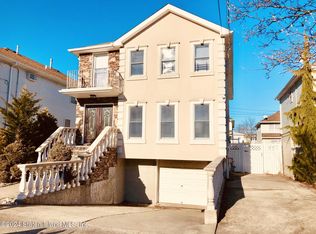 115 Jeanette Ave, Staten Island, NY