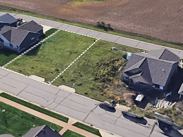 1916 Sandstone Loop S, Sartell, MN 56377