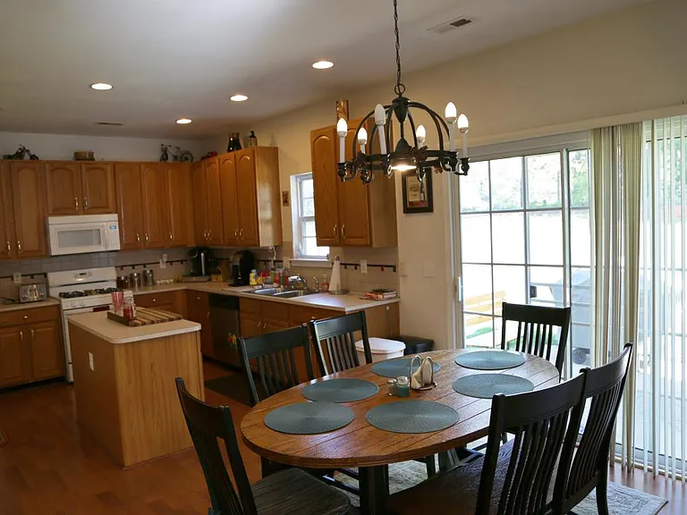 9310 Winston Hall Ct — Photo 5