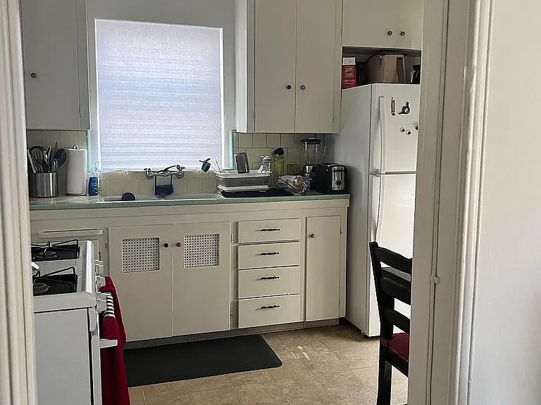 22 Saint Joseph Ave #3 — Photo 6