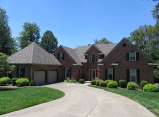 4425 Hillcrest Oaks, Owensboro, KY 42303