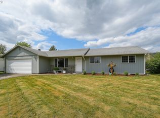 208 SW 10th St, Battle Ground, WA 98604