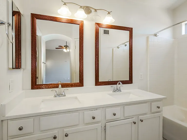 4124 E Anderson Dr — Photo 11