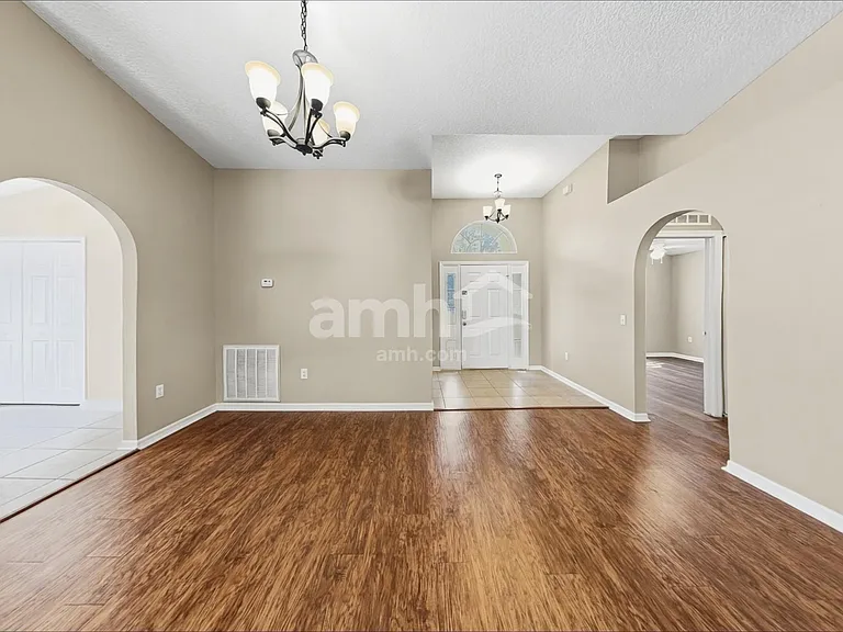 312 Azores Pl — Photo 7