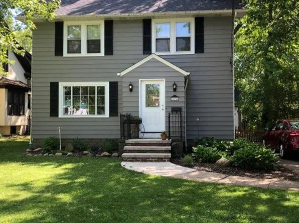 37926 Wright St, Willoughby, OH 44094
