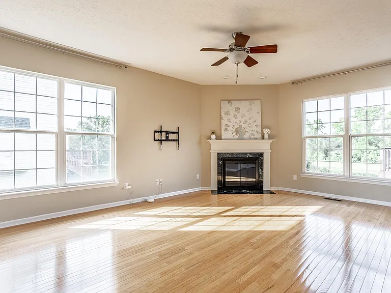 6765 Woodcliff Cir — Photo 7