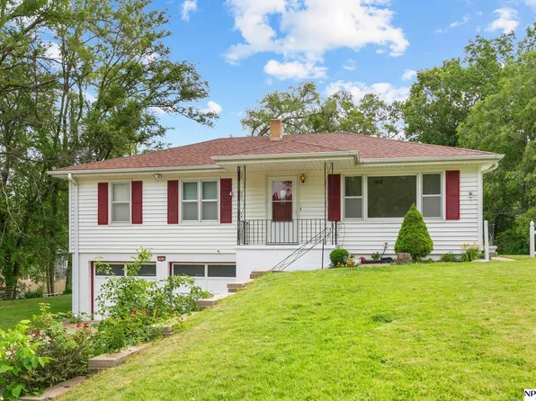 7922 Himebaugh Ave, Omaha, NE 68134