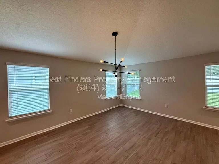 3130 Little Kern Ln — Photo 10