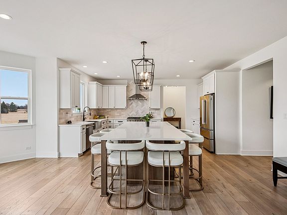 5th image of 3276 Cornflower Way