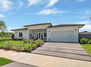 21346 Ingraham Ave, Rd Cutler Bay, FL 33189