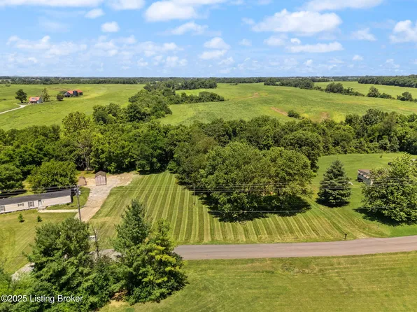 305 Pollitt Cir, New Castle, KY 40050