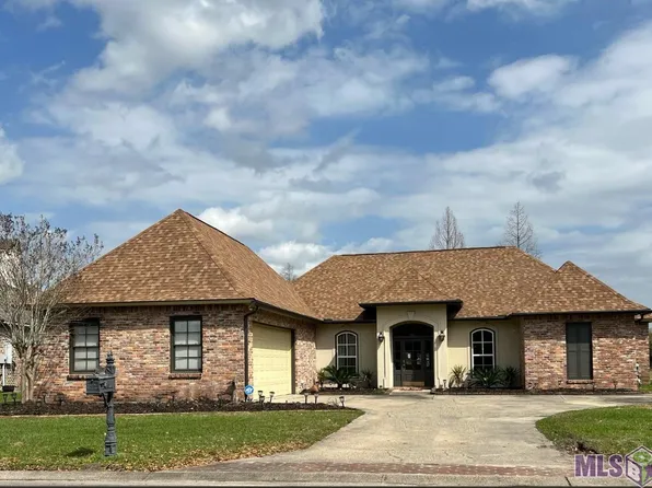 40571 Pelican Point Pkwy, Gonzales, LA 70737