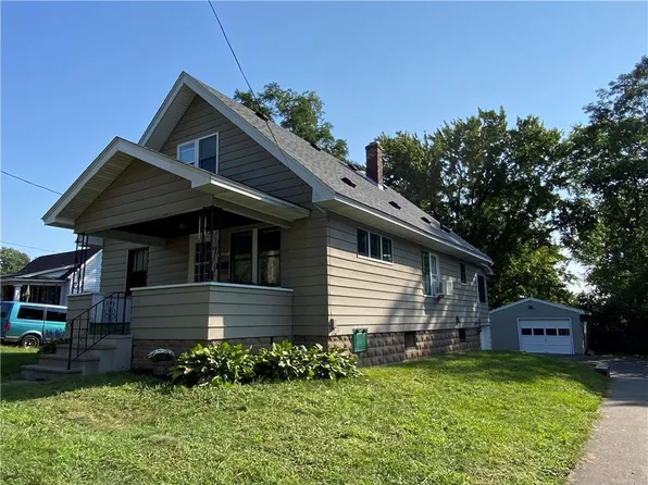 2327 3rd Street, Eau Claire, WI 54703