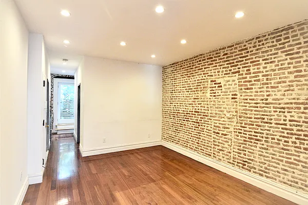 Rented by Corcoran | media 22