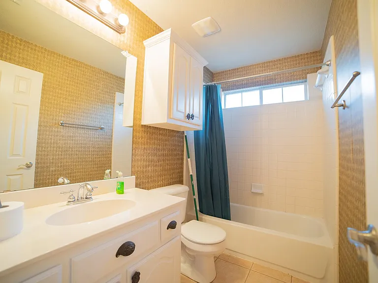 15105 Regal Oak Ln — Photo 25