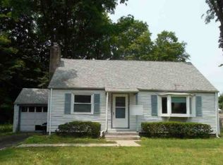 17 Woodstone Rd, Rockaway, NJ 07866