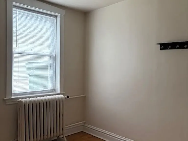 847 Hannah Ave #1RB — Photo 6