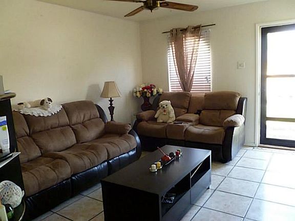 2nd image of 1114 Ashwood Dr