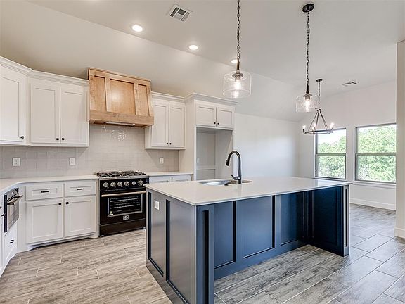 2nd image of 12417 Dolche Vita Dr