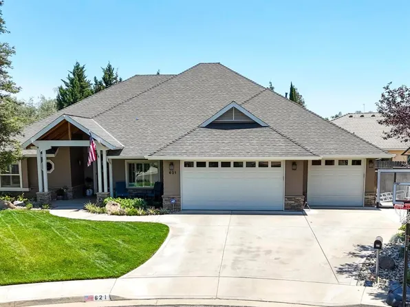 621 Dove Court, Exeter, CA 93221