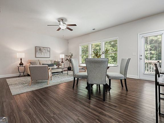 5th image of 102 Mirage Ct