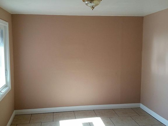 3rd image of 7505 Hillview St